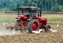 डीजल-पेट्रोल के दामों में इजाफा से किसानों को बुवाई में आ रही दिक्कत