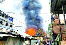 मणिपुर में शांति समझौते के बाद भी के घर में भीड़ ने लगाई आग