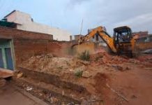 मध्यप्रदेश में गरजा बुलडोजर, 100 करोड़ की सरकारी जमीन करवाई गई अतिक्रमण मुक्त