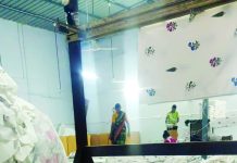 बड़ी क्रांति के इंतज़ार में गुजरात का कपड़ा उद्योग