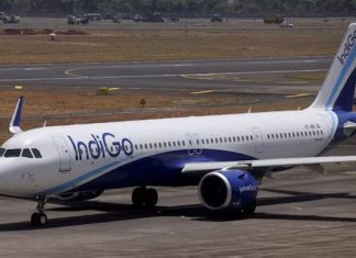 कैसे भंवर में फंसी इंडिगो !