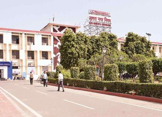तहलका की पड़ताल: आगरा नगर निगम में रिश्वत का रैकेट