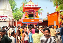 Nalanda में दर्दनाक हादसा, शीतला माता मंदिर मेले में भगदड़ से 8 की मौत, कई घायल बिहार के शीतला माता मंदिर मेले में भगदड़ से 8 लोगों की मौत।