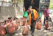 होर्मुज में फंसी LPG से भर सकते हैं करोड़ों सिलेंडर, फिर भी क्यों नहीं मिलेगी राहत? Naveen Bansal