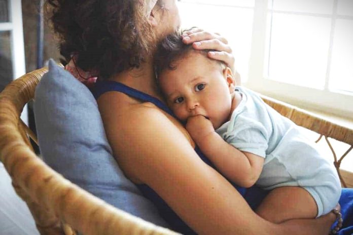 गोद लेने वाली मांओं के हक में सुप्रीम कोर्ट का बड़ा फैसला