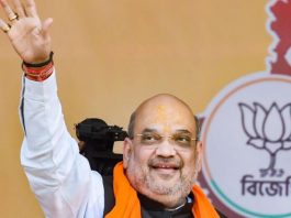 बंगाल चुनाव से पहले बड़ा सियासी हमला, अमित शाह की ‘चार्जशीट’ से ममता सरकार पर बढ़ा दबाव अमित शाह ने ममता बनर्जी के खिलाफ जारी की जार्जशीट। (फोटो- पीटीआई)