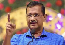 केजरीवाल बोले, न्याय दिखना भी चाहिए… जज को पत्र लिखकर कोर्ट में पेश न होने का किया ऐलान दिल्ली के पूर्व मुख्यमंत्री अरविंद केजरीवाल। Photo: PTI/ fILE