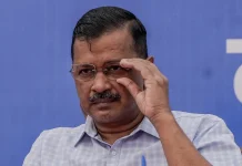 खुद जज के सामने उतरे केजरीवाल, बिना डिग्री पैरवी कैसे? एडवोकेट एक्ट की धारा 32 का समझें पूरा मामला केजरीवाल ने खुद जज के सामने अपनी बात रखने की इच्छा जताई। फोटो: बिज़नेस स्टैंडर्ड (File Photo)