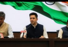 AAP में ऐतिहासिक टूट: राघव चड्ढा ने थामा BJP का दामन राघव चड्ढा ने थामा भाजपा का दामन। दो-तिहाई सांसदों के साथ बगावत कर बदला दिल्ली का समीकरण...Photo : Tehelka bureau