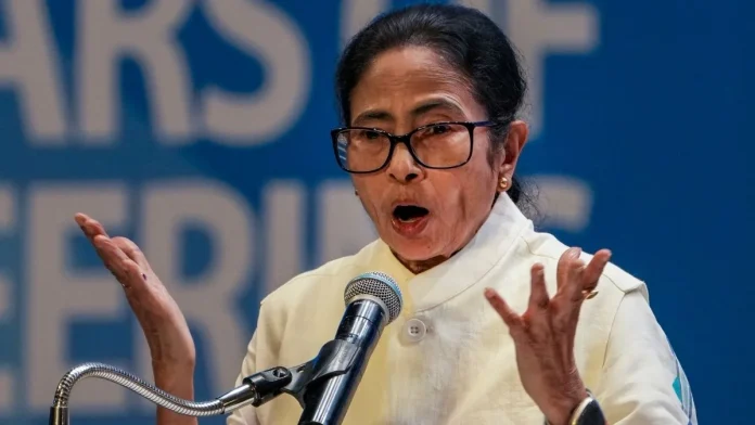 TMC-बजेपी आमने-सामने... | Photo Credit: Jansatta