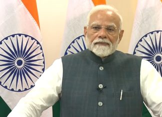 ‘Act East, Act Fast’ का मंत्र: सिक्किम के विकास पर PM मोदी का बड़ा फोकस PM Narendra Modi ने दिया 'Act East, Act Fast’ का मंत्र! | Image Source: डीडी न्यूज़