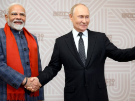 वैश्विक तनाव के बीच भारत-रूस साझेदारी मजबूत, ऊर्जा सहयोग बना बड़ा आधार India और Russia के बीच रिश्ते एक बार फिर मजबूती की ओर बढ़े। (PTI Photo)