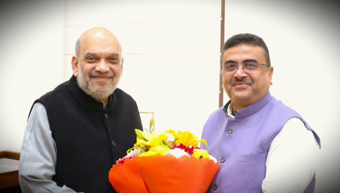 भवानीपुर सीट से बीजेपी नेता सुवेंदु अधिकारी ने अपना नामांकन दाखिल किया।