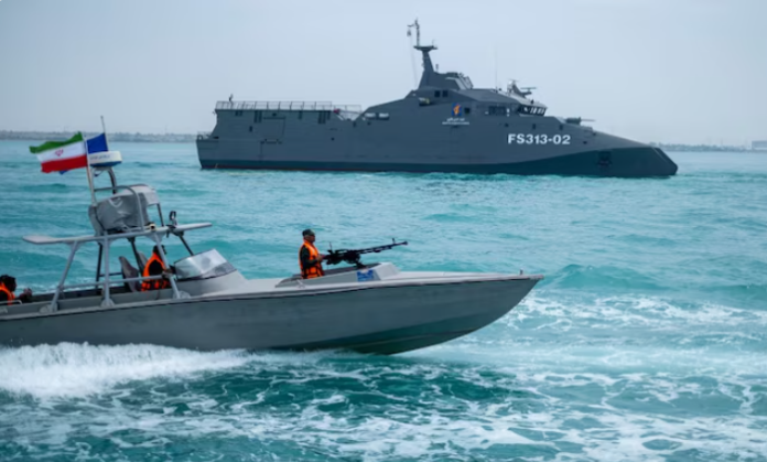 भारत जा रहे जहाजों पर ईरान का शिकंजा। | Photo Source: India Today