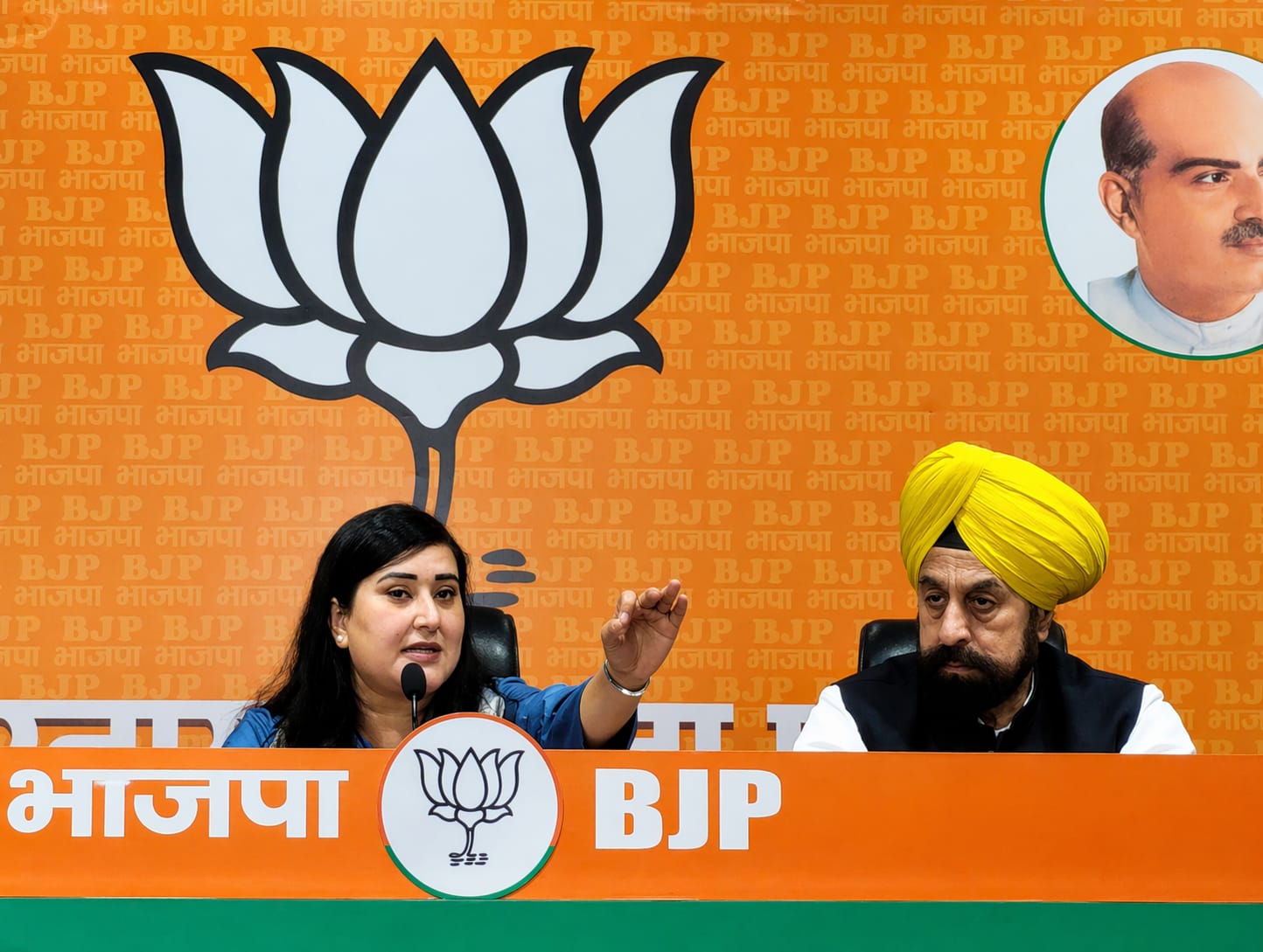 केजरीवाल पर बरसीं भाजपा सांसद बांसुरी स्वराज बोलीं, न्यायपालिका पर दबाव बनाने की कोशिश…