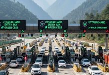 Delhi-Dehradun Expressway : बिना टैक्स दिए फर्राटे से दौड़ रहे वाहन