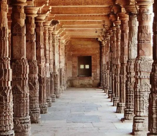 MP हाई कोर्ट का बड़ा फैसला; ‘मंदिर ही है भोजशाला…’, धार भोजशाला विवाद फैसला : एएसआई के वैज्ञानिक साक्ष्य और अकाट्य पुरातात्विक सत्य, वैश्विक ज्ञान केंद्र का संकल्प और वाग्देवी की घर वापसी...Pic Sourcs : Timesnownews