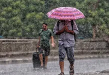 Weather Update: कई राज्यों में आंधी-तूफान तो कहीं हीटवेव का खतरा Storms and heatwaves Alert | Image Source: firstindianews
