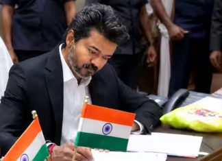 TVK युग की शुरुआत: Vijay बने सीएम, PM Modi ने दीं शुभकामनाएं… तमिलनाडु की सियासत में आज एक ऐतिहासिक बदलाव… चेन्नई में आयोजित एक गरिमामय समारोह में राज्यपाल ने विजय को दिलाई शपथ… Pic Credit: PTI