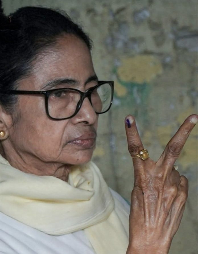 बंगाल में भाजपा युग की शुरुआत : CM की कुर्सी छिनी, फिर भी हार पर अड़ीं Mamta…Pic Credit : tv bharatvarsh