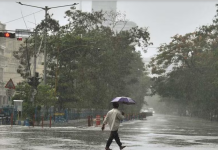 Mausam Update: 11 मई से बदलेगा मौसम का मिजाज, दिल्ली में भी बारिश-आंधी के आसार Mausam Update | Image Source: AajTak