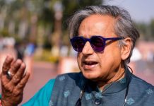 यही है हकीकत: Tharoor ने पेश की ‘असली केरल स्टोरी’ kerala election results 2026: थरूर ने नफरती नैरेटिव को दिया करारा जवाब, ‘इंसानियत की जीत’...Pic Credit : File/PTI