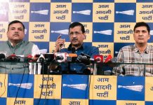 केजरीवाल की नीट पेपर लीक को लेकर GEN-Z से अपील, सडकों पर उतरकर हक की लड़ाई लडें अरविंद केजरीवाल प्रेस वार्ता : नई दिल्ली | Photo credit : naveen bansal