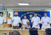 सरकरी दफ्तरों में अब 2 दिन की घर से हाजिरी, साल भर तक मंत्री नहीं कर सकेंगे विदेश यात्रा Delhi cm announce Delhi economic plan