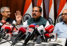 गलती हुई है, सिस्टम सुधारेंगे… बोले – Dharmendra Pradhan, अगले साल से ऑनलाइन होगी NEET परीक्षा? गलती हुई है, सिस्टम सुधारेंगे… बोले - Dharmendra Pradhan | PC: Naveen Bansal