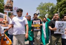 NEET बवाल पर सड़कों पर उतरी युवा कांग्रेस, शिक्षा मंत्री के इस्तीफे की मांग तेज