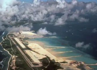 एक बार फिर Diego Garcia Island बना महाशक्तियों की टक्कर का केंद्र, अमेरिका-ब्रिटेन आमने-सामने Diego Garcia Island | Image: Getty Images