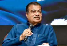 Bengal में अब ‘विकास’ का नया सवेरा: Gadkari ने दी ऐतिहासिक जीत की बधाई डॉ. श्यामा प्रसाद मुखर्जी के सपनों का बंगाल: दशकों के संघर्ष के बाद खिला 'कमल', अब विकास की बारी…: नितिन गडकरी Pic Credit : PTI/File