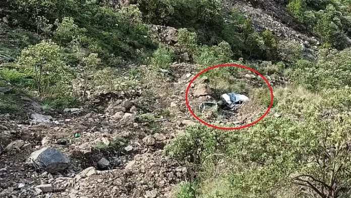 हिमाचल में दर्दनाक हादसा... | Image Source: नवजीवन हिमाचल में दर्दनाक हादसा... | Image Source: नवजीवन