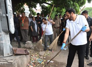 हरियाणा में ‘एक पेड़ मां के नाम’ और राज्यव्यापी स्वच्छता अभियान का शुभारंभ