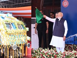 देश की पहली हाइड्रोजन ईंधन चालित यात्री ट्रेन को हरी झंडी