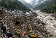 नेपाल की तबाही में छिपा दूसरा संकट: 933 हाइड्रो कर्मचारी लापता, सुरंगें बनीं ‘मौत का जाल’ नेपाल की तबाही में 933 हाइड्रो कर्मचारी लापता, सुरंगें बनीं मौत का जाल