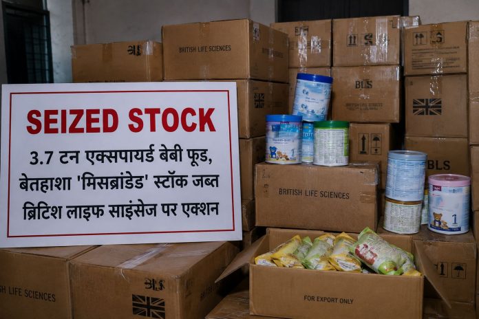 FSSAI ने ब्रिटिश लाइफ साइंसेज से 3.7 टन एक्सपायर्ड बेबी फूड जब्त किया FSSAI ने ब्रिटिश लाइफ साइंसेज से 3.7 टन एक्सपायर्ड बेबी फूड जब्त किया