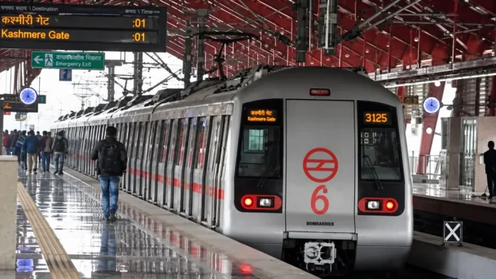 Noor-Atif-Mertro-Rail