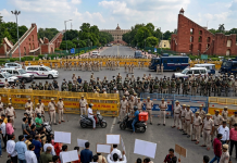 Jantar Mantar 2.0 LIVE: पुलिस का पहरा, ध्रुव राठी हिरासत में; दिल्ली पहुंचे अभिजीत दीपके, राहुल गांधी चेन्नई में