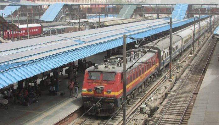 Sneh-New-delhi-railway-station