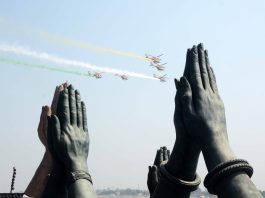 भारतीय वायु सेना की 94वीं वर्षगांठ के पर वाराणसी में ‘विंग्स ओवर गंगा’ एयर शो
