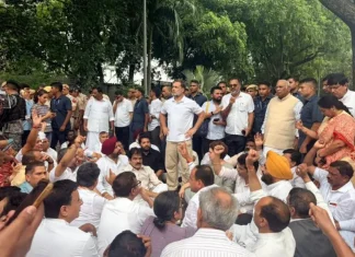 हिंदुत्व के बाद आंदोलन के पिच पर कांग्रेस को लाने वाली भाजपा की रणनीति